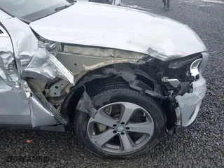 2016 Mercedes-Benz GLC with VIN WDC0G4KB8GF101046, listed as a IAAI auction lot 41846955 with 77,859 mi miles. Bid and sale history available at carsss.com. Image 6.