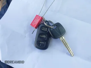 2007 Pontiac Vibe z VIN 5Y2SL65847Z424563, wystawiony jako IAAI lot #42429489 z przebiegiem 173 198 mil mil oraz . Historia ofert i sprzedaży dostępna na DreamBid. Obrazek 11.
