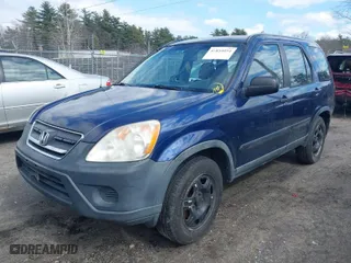 2005 Honda CR-V LX with VIN JHLRD78585C001796, listed as a IAAI auction lot 41854054 with 166,120 mi miles. Bid and sale history available at carsss.com. Image 2.