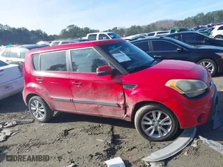 2013 Kia Soul + with VIN KNDJT2A67D7557656, listed as a IAAI auction lot 41304207 with 150,302 mi miles. Bid and sale history available at carsss.com. Image 13.