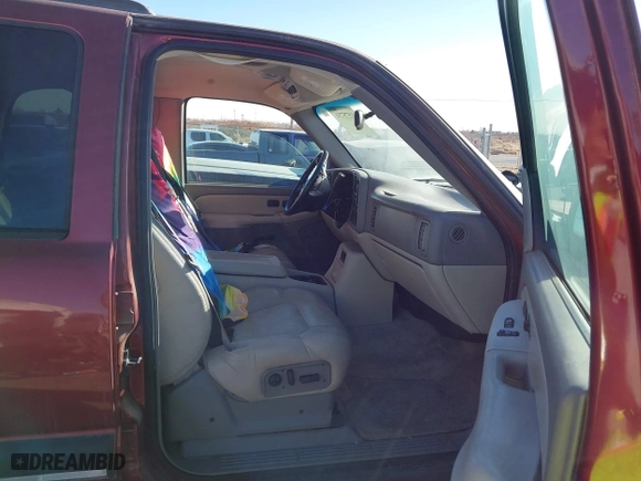 2001 Chevrolet Tahoe LS with VIN 1GNEK13T01R193508, listed as a IAAI auction lot 41575731 with 295,629 mi miles. Bid and sale history available at carsss.com. Image 5.