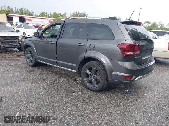 2020 Dodge Journey Crossroad with VIN 3C4PDCGB0LT270042, listed as a IAAI auction lot 40521806 with 102,934 mi miles and . Bid and sale history available at carsss.com. Image 3.