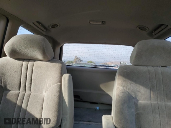 2000 Toyota Sienna LE with VIN 4T3ZF13C4YU209928, listed as a Copart auction lot 78900624 with 191,979 mi miles and Salvage Title. Bid and sale history available at carsss.com. Image 10.