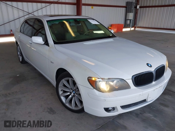2007 BMW 7 Series 750Li z VIN WBAHN835X7DT74304, wystawiony jako IAAI lot #42594751 z przebiegiem 139 021 mil mil oraz . Historia ofert i sprzedaży dostępna na DreamBid. Obrazek 1.