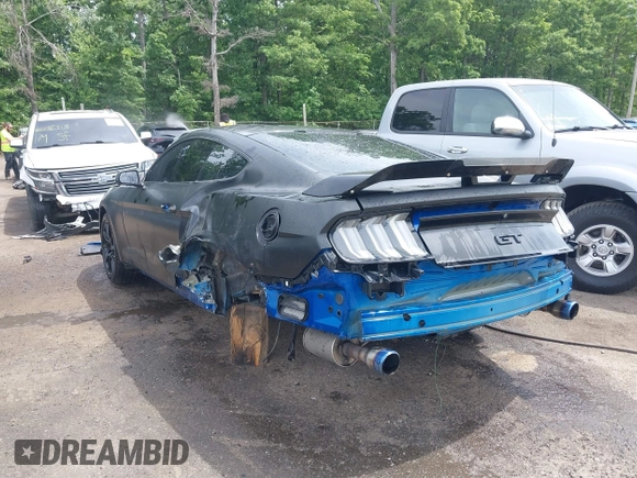 2017 Ford Mustang GT z VIN 1FA6P8CF7H5228635, wystawiony jako IAAI lot #42288165 z przebiegiem 95 846 mil mil oraz . Historia ofert i sprzedaży dostępna na DreamBid. Obrazek 6.