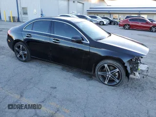 2019 Mercedes-Benz A 220 z VIN WDD3G4EB1KW020855, wystawiony jako Copart lot #45784615 z przebiegiem 71 374 mil mil oraz Szkody całkowita. Historia ofert i sprzedaży dostępna na DreamBid. Obrazek 4.