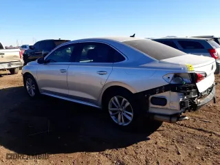 2020 Volkswagen Passat 2.0T SE with VIN 1VWWA7A38LC024619, listed as a Copart auction lot 40283213 with 28,860 mi miles. Bid and sale history available at carsss.com. Image 2.