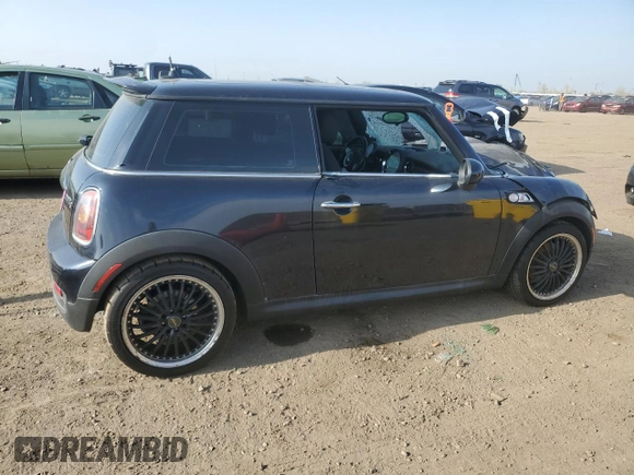 2009 MINI Hardtop S with VIN WMWMF73599TT94509, listed as a Copart auction lot 53495645 with Not provided miles and Salvage title. Bid and sale history available at DreamBid. Image 3.