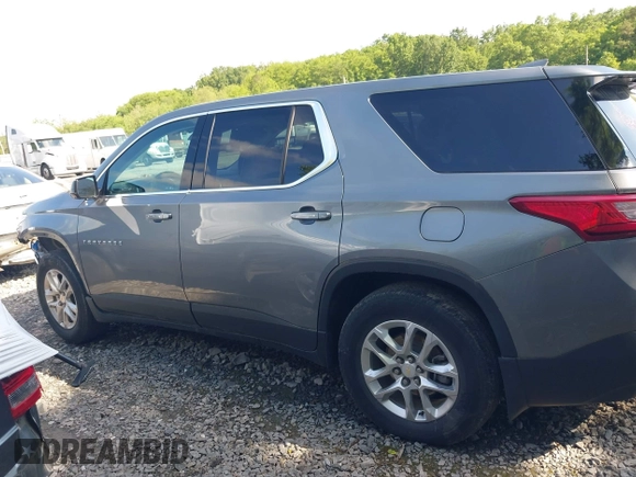2020 Chevrolet Traverse LS z VIN 1GNERFKW3LJ310374, wystawiony jako IAAI lot #41320911 z przebiegiem 35 551 mil mil oraz . Historia ofert i sprzedaży dostępna na DreamBid. Obrazek 14.