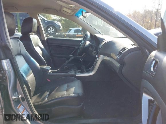 2008 Subaru Outback i z VIN 4S4BP61C186351701, wystawiony jako IAAI lot #41884467 z przebiegiem 175 109 mil mil oraz . Historia ofert i sprzedaży dostępna na DreamBid. Obrazek 5.