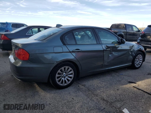 2009 BMW 3 Series 328i with VIN WBAPH775X9NM45098, listed as a Copart auction lot 48350245 with 238,013 mi miles and Salvage Title. Bid and sale history available at carsss.com. Image 3.