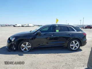 2019 Audi e-tron Prestige with VIN WA1VAAGE6KB020622, listed as a IAAI auction lot 41830236 with 32,835 mi miles and . Bid and sale history available at DreamBid. Image 14.