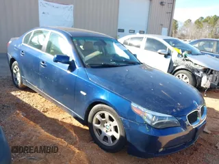 2004 BMW 5 Series 525i z VIN WBANA53574B850660, wystawiony jako IAAI lot #41448752 z przebiegiem Nie podano mil oraz . Historia ofert i sprzedaży dostępna na DreamBid. Obrazek 1.