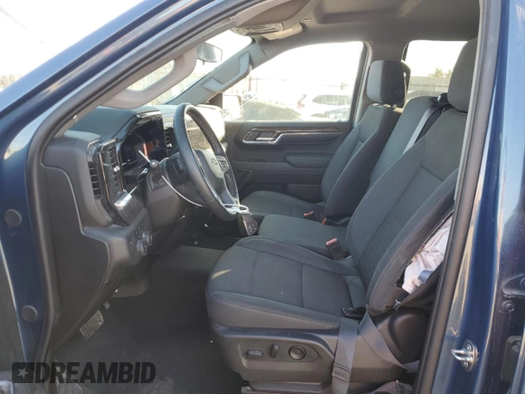2024 Chevrolet Silverado 1500 RST with VIN 1GCPDEEKXRZ207921, listed as a Copart auction lot 81155184 with 8,207 mi miles and Salvage Title. Bid and sale history available at carsss.com. Image 7.
