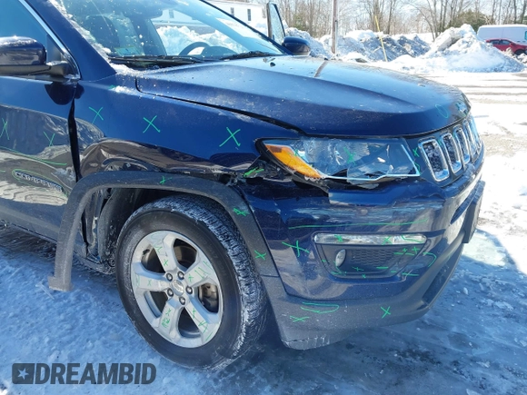 2021 Jeep Compass Altitude z VIN 3C4NJDBB0MT552101, wystawiony jako IAAI lot #41578726 z przebiegiem 49 684 mil mil oraz . Historia ofert i sprzedaży dostępna na DreamBid. Obrazek 6.