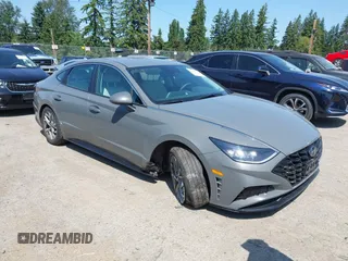 2023 Hyundai Sonata SEL z VIN KMHL64JA9PA261850, wystawiony jako IAAI lot #42415566 z przebiegiem 48 753 mil mil oraz . Historia ofert i sprzedaży dostępna na DreamBid. Obrazek 1.
