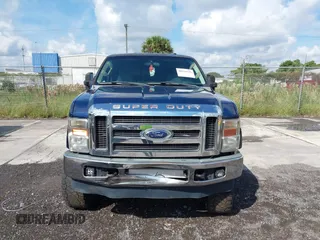 2008 Ford Super Duty F-250 SRW XL with VIN 1FTSW21R18ED61641, listed as a IAAI auction lot 41481569 with 197,059 mi miles. Bid and sale history available at carsss.com. Image 6.