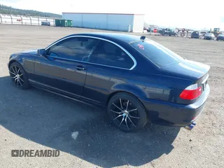 2006 BMW 3 Series 325Ci with VIN WBABD33446PL08864, listed as a IAAI auction lot 42078036 with 146,880 mi miles. Bid and sale history available at carsss.com. Image 3.