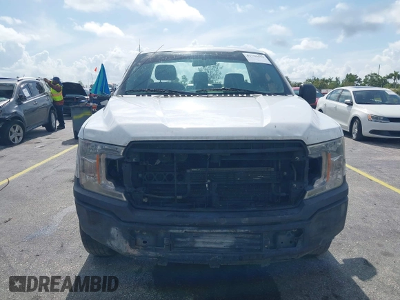 2018 Ford F-150 XL z VIN 1FTMF1CB4JKC60846, wystawiony jako IAAI lot #42759459 z przebiegiem 169 216 mil mil oraz . Historia ofert i sprzedaży dostępna na DreamBid. Obrazek 12.