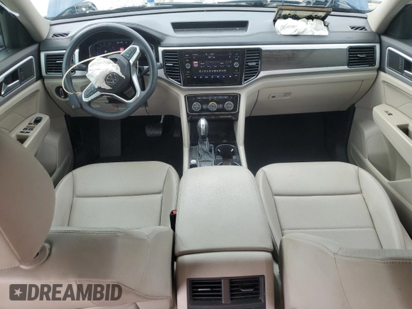 2022 Volkswagen Atlas SE z VIN 1V2KR2CA7NC557362, wystawiony jako Copart lot #60083205 z przebiegiem 64 642 mil mil oraz Szkoda całkowita • Salvage title. Historia ofert i sprzedaży dostępna na DreamBid. Obrazek 8.