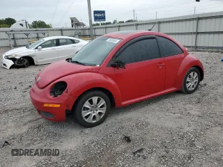 2009 Volkswagen New Beetle Coupe S with VIN 3VWRW31C19M514138, listed as a Copart auction lot 70630904 with 186,452 mi miles and Salvage Title. Bid and sale history available at carsss.com. Image 1.