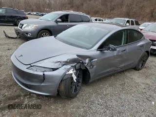 2025 Tesla Model 3 Long Range z VIN 5YJ3E1EA1SF906894, wystawiony jako Copart lot #49925085 z przebiegiem 3 477 mil mil oraz Szkoda całkowita • Salvage title. Historia ofert i sprzedaży dostępna na DreamBid. Obrazek 1.