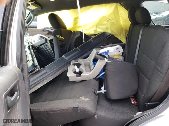 2010 Ford Escape XLT with VIN 1FMCU0D74AKA29043, listed as a Copart auction lot 67198014 with 0 mi miles and Salvage Title. Bid and sale history available at carsss.com. Image 10.
