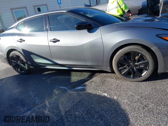 2020 Nissan Maxima S with VIN 1N4AA6BV7LC381254, listed as a IAAI auction lot 41246789 with 73,562 mi miles and . Bid and sale history available at DreamBid. Image 13.