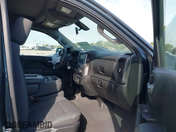 2020 Chevrolet Silverado 1500 Custom with VIN 1GCRWBEH9LZ112585, listed as a IAAI auction lot 41213320 with 59,432 mi miles. Bid and sale history available at carsss.com. Image 5.