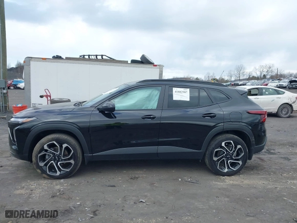 2025 Chevrolet Trax 2RS with VIN KL77LJEP8SC142306, listed as a IAAI auction lot 41882907 with 3,831 mi miles. Bid and sale history available at carsss.com. Image 14.