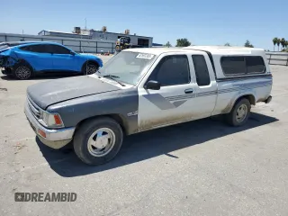 1989 Toyota Pickup with VIN JT4VN93G9K5002551, listed as a Copart auction lot 62693285 with 167,255 mi miles and Salvage title. Bid and sale history available at DreamBid. Image 1.