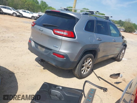 2015 Jeep Cherokee Latitude with VIN 1C4PJMCB6FW691816, listed as a IAAI auction lot 42026070 with 179,054 mi miles and . Bid and sale history available at DreamBid. Image 4.