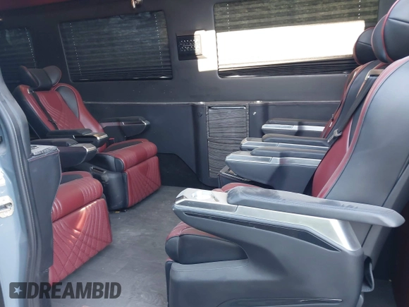 2021 Mercedes-Benz Sprinter Cargo with VIN W1W4ECHY5MT075011, listed as a IAAI auction lot 41364920 with 22,421 mi miles and . Bid and sale history available at carsss.com. Image 8.