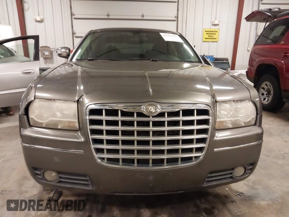 2010 Chrysler 300 Touring with VIN 2C3CA5CV9AH213299, listed as a IAAI auction lot 41754215 with 172,467 mi miles. Bid and sale history available at carsss.com. Image 13.