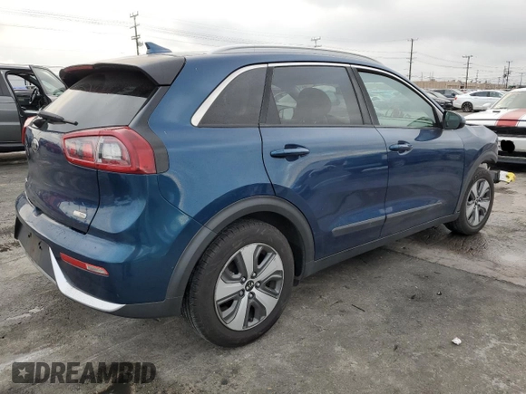 2017 Kia Niro LX with VIN KNDCB3LC7H5096920, listed as a Copart auction lot 44117755 with 104,808 mi miles and Salvage Title. Bid and sale history available at carsss.com. Image 3.