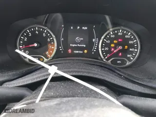 2017 Jeep Renegade Altitude with VIN ZACCJABB9HPG45573, listed as a IAAI auction lot 40929936 with 103,810 mi miles. Bid and sale history available at carsss.com. Image 7.