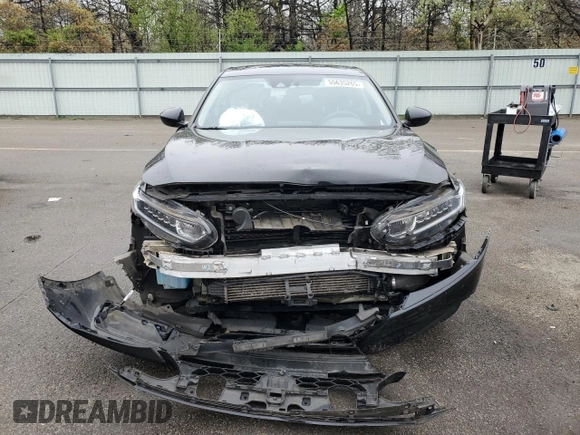 2019 Honda Accord EX z VIN 1HGCV1F40KA031181, wystawiony jako Copart lot #55635265 z przebiegiem 82 664 mil mil oraz Szkoda całkowita • Salvage title. Historia ofert i sprzedaży dostępna na DreamBid. Obrazek 5.