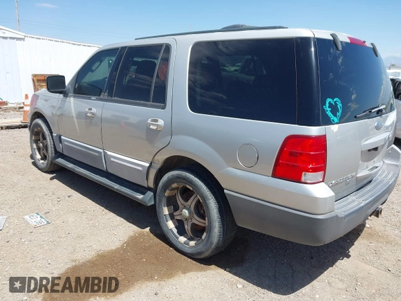 2004 Ford Expedition Special Service с VIN 1FMPU16L84LBB4517, выставлен на аукционе IAAI как лот 42255890 с пробегом 298 590 миль миль и . История ставок и продаж доступна на DreamBid. Изображение 3.