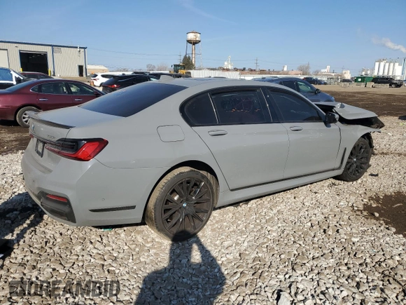 2021 BMW 7 Series 750i xDrive z VIN WBA7U2C08MCG03857, wystawiony jako Copart lot #48929915 z przebiegiem Nie podano mil oraz Szkoda całkowita • Salvage title. Historia ofert i sprzedaży dostępna na DreamBid. Obrazek 3.