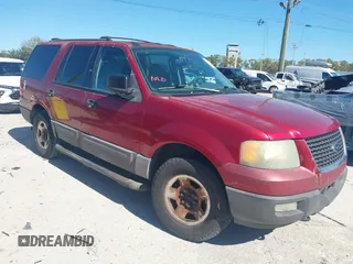 2004 Ford Expedition Special Service with VIN 1FMPU16L84LB04455, listed as a IAAI auction lot 41736767 with 286,292 mi miles. Bid and sale history available at carsss.com. Image 1.
