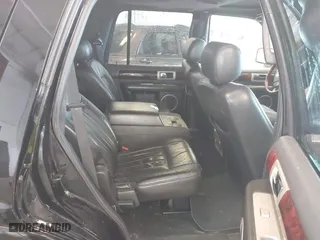 2006 Lincoln Navigator Luxury with VIN 5LMFU27556LJ14538, listed as a IAAI auction lot 41608330 with 265,838 mi miles. Bid and sale history available at carsss.com. Image 8.