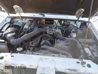 1994 Ford Ranger Splash z VIN 1FTCR10A8RPA91556, wystawiony jako IAAI lot #41055685 z przebiegiem 232 986 mil mil oraz . Historia ofert i sprzedaży dostępna na DreamBid. Obrazek 10.