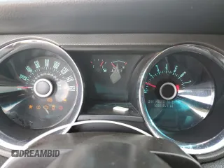 2013 Ford Mustang V6 with VIN 1ZVBP8AM3D5214085, listed as a Copart auction lot 56523095 with 165,050 mi miles and Salvage title. Bid and sale history available at DreamBid. Image 9.
