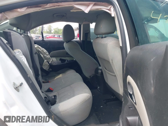 2014 Chevrolet Cruze 1LT with VIN 1G1PC5SB1E7184955, listed as a IAAI auction lot 42425326 with 144,600 mi miles and . Bid and sale history available at DreamBid. Image 8.