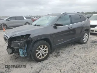 2017 Jeep Cherokee Latitude with VIN 1C4PJMCB6HW666563, listed as a Copart auction lot 51905545 with 58,026 mi miles and Salvage Title. Bid and sale history available at carsss.com. Image 1.