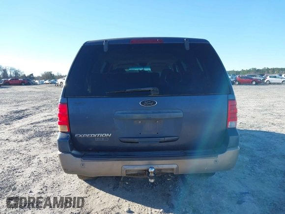 2003 Ford Expedition Eddie Bauer with VIN 1FMRU17W73LA15301, listed as a IAAI auction lot 38761176 with 1 mi miles. Bid and sale history available at carsss.com. Image 15.