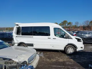 2024 Ford Transit Passenger XL with VIN 1FBAX2C85RKA16018, listed as a IAAI auction lot 41400715 with 13,842 mi miles. Bid and sale history available at carsss.com. Image 13.