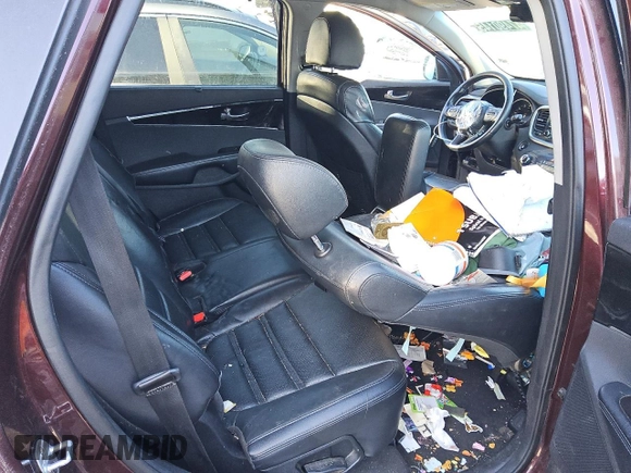 2018 Kia Sorento EX with VIN 5XYPH4A54JG361087, listed as a Copart auction lot 47490145 with 109,241 mi miles and Clean Title. Bid and sale history available at DreamBid. Image 11.