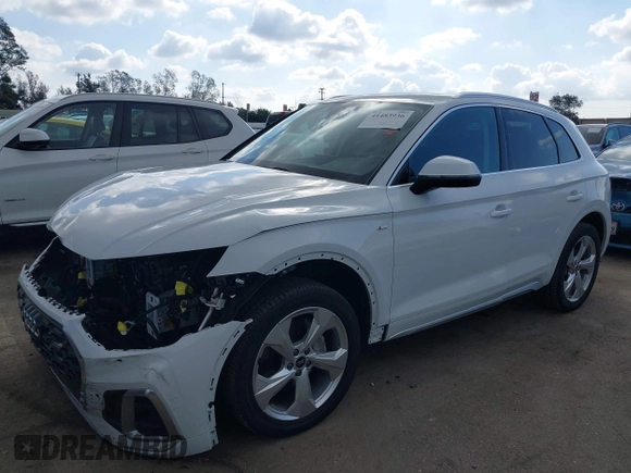 2023 Audi Q5 S line Premium Plus z VIN WA1EAAFY4P2175625, wystawiony jako IAAI lot #41483936 z przebiegiem 14 311 mil mil oraz . Historia ofert i sprzedaży dostępna na DreamBid. Obrazek 15.