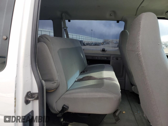 2007 Ford Econoline Passenger XL with VIN 1FBSS31L07DB12995, listed as a Copart auction lot 52041765 with 144,918 mi miles and Clean title. Bid and sale history available at DreamBid. Image 11.